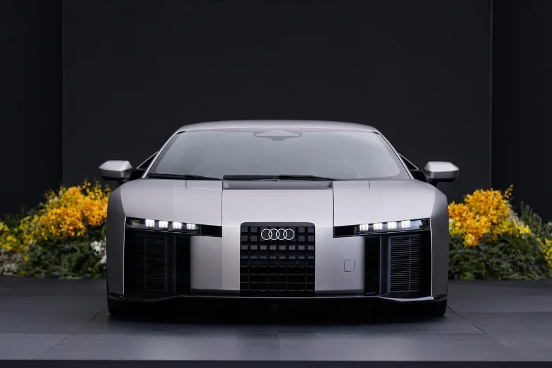 Vista frontal del Audi Nuvolari con diseño deportivo